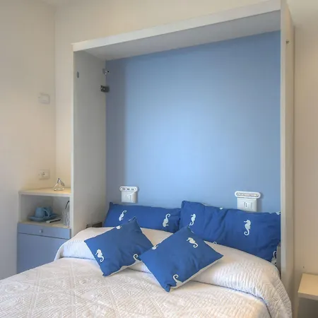 Vela D'oro Pensjonat Pietra Ligure