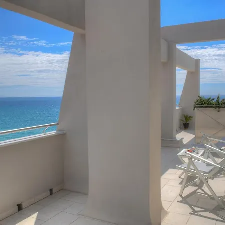 Vela D'oro 4* Pietra Ligure