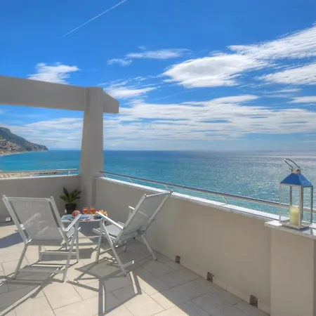 Pensjonat Vela D'oro Pietra Ligure