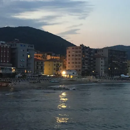 Πανσιόν Vela D'oro