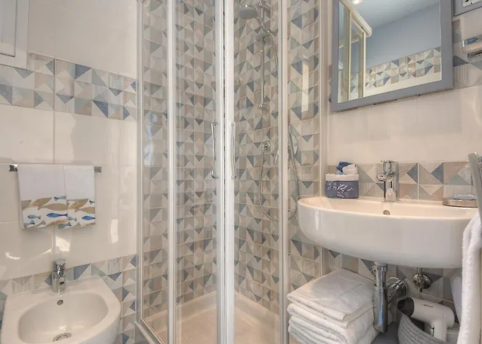 Vela D'oro Pensión 4*